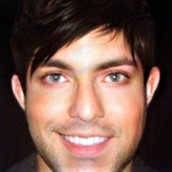 Meet your Posher Mario Laskin! - Picture 3 of 16